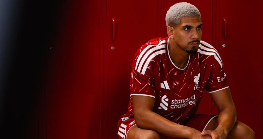 رسميًا | ليفربول يعلن ضم أراوخو من برشلونة